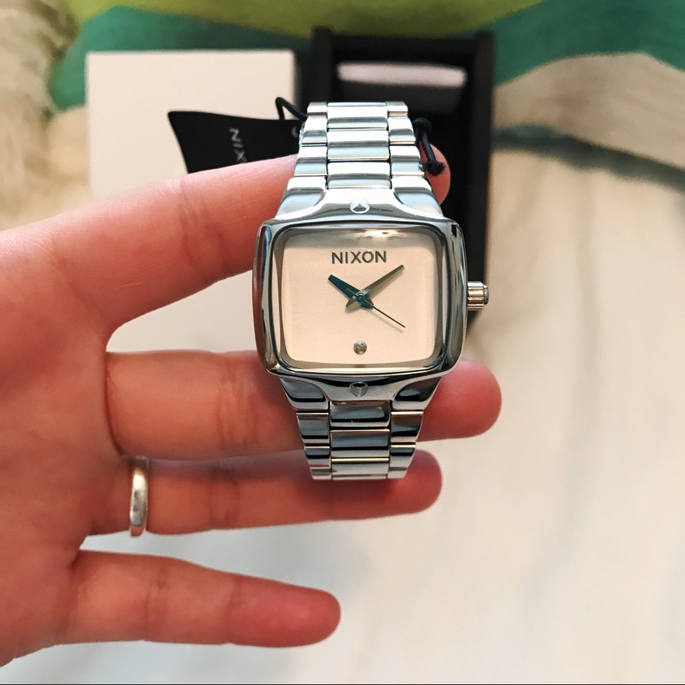NIXON small player watch